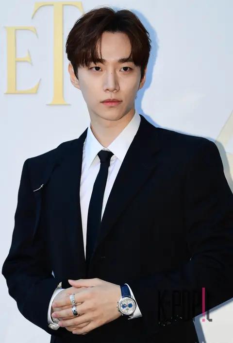 Lee Junho — Launch