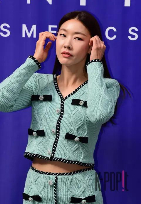 Han Hye-jin — Launch