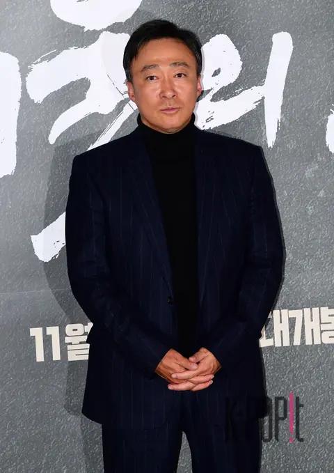 Lee Sung-min — Seoul Spring Press Screening