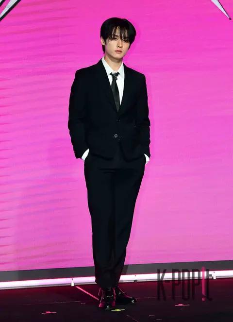 Lino (Stray Kids) — Showcase