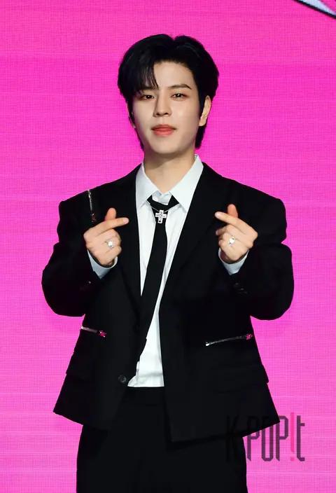 Seungmin (Stray Kids) — Showcase