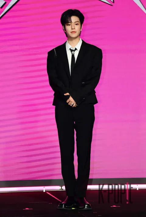 Seungmin (Stray Kids) — Showcase