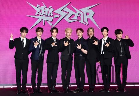Stray Kids — Showcase