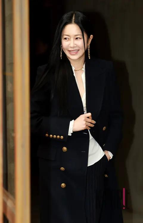 Ko Hyun-jung — Launch