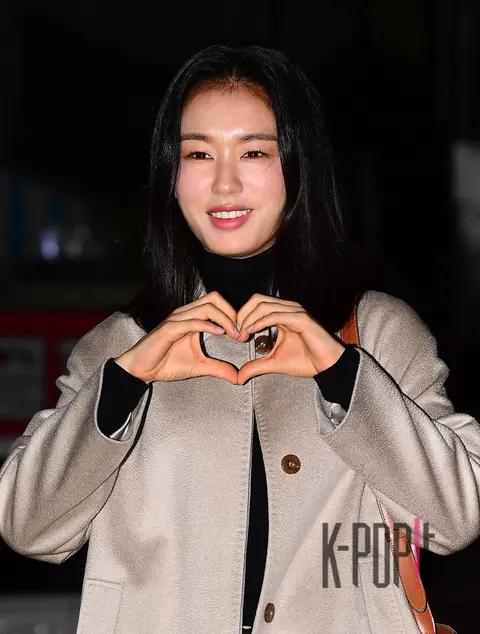 An Eun-jin — Lovers Wrap Party