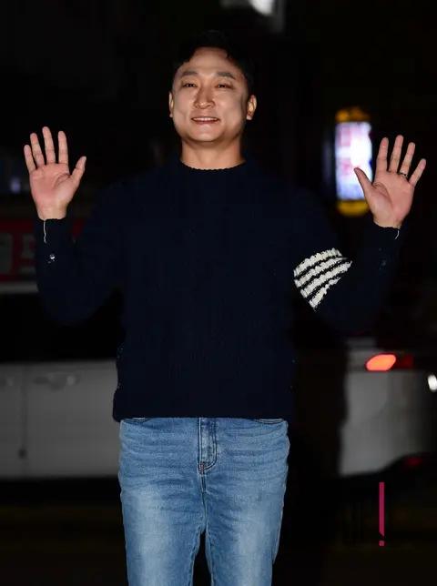 Yang Hyun-min — Lovers Wrap Party