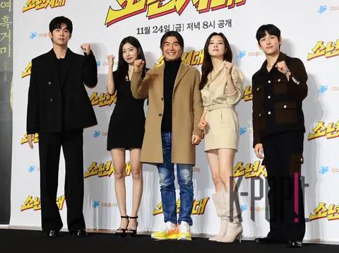 Lee Si-woo, Kang Hye-won, Director Lee Myung-woo, Lee Sun-bin, Lim Si-wan — Boys Over Flowers Production Briefing