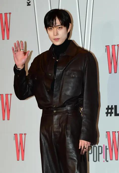 Kim Young-dae — W Campaign