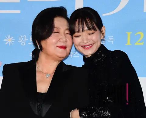 Kim Hae-sook, Shin Min-a — 3 Days Leave Press Screening