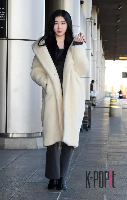 Chaeryeong (ITZY) — Airport