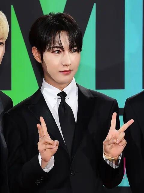 Renjun (NCT DREAM) — Melon Red Carpet