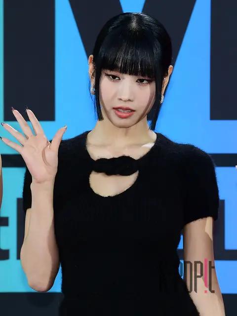 Natty (KISS OF LIFE) — Melon Red Carpet