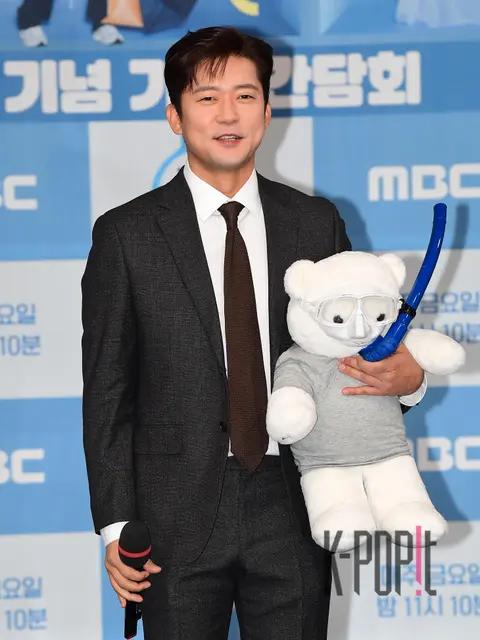 Kim Dae-ho — I Live Alone 10th Anniversary Press Conference