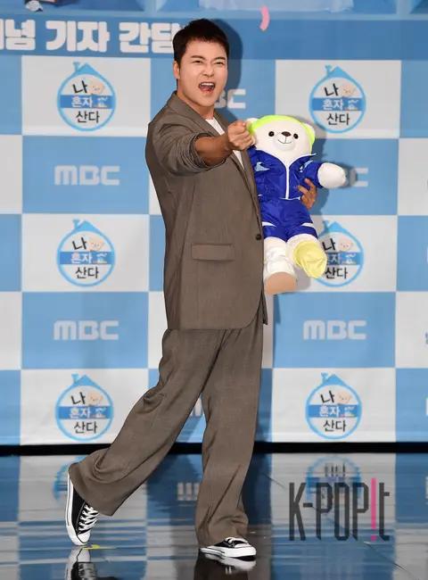 Jeon Hyun-moo — I Live Alone 10th Anniversary Press Conference