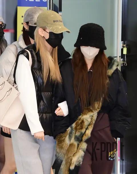 Eunchae (LE SSERAFIM), Kim Chae-won — Airport