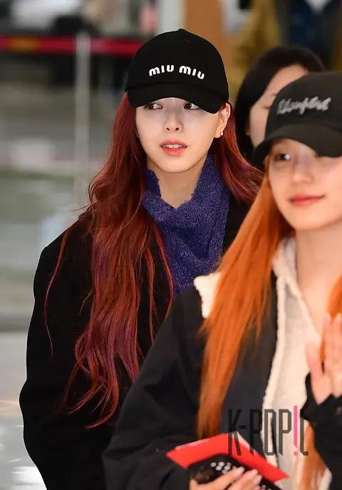 YUNA (ITZY) — Airport