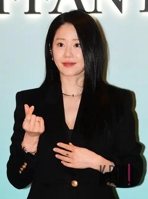 Ko Hyun-jung — Launch