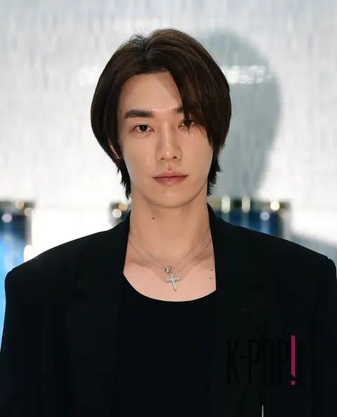 Kim Young-kwang — Launch