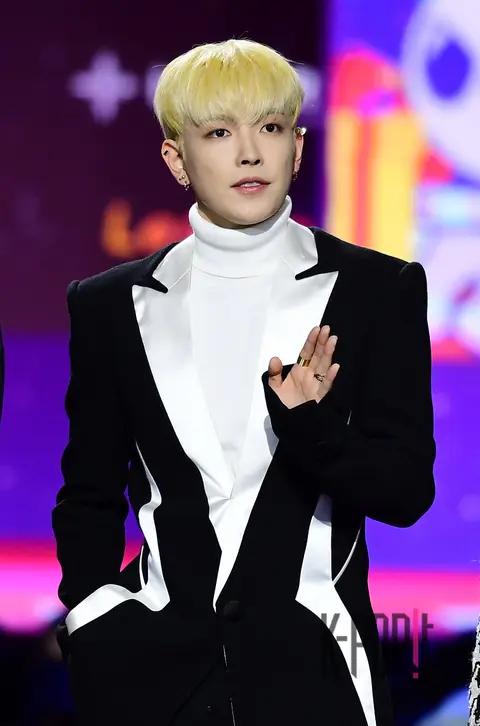 Hongjoong (ATEEZ) — SBS Gayo Daejeon