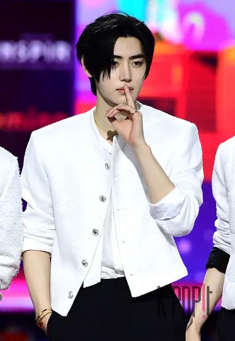 Sunghoon (ENHYPEN) — SBS Gayo Daejeon