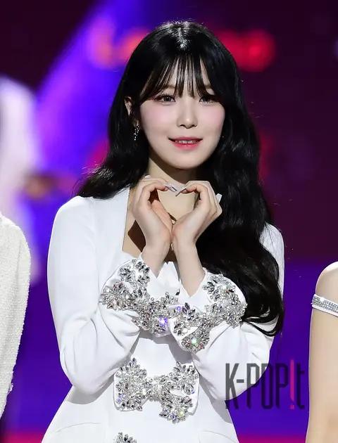 Baek Ji-heon (fromis_9) — SBS Gayo Daejeon