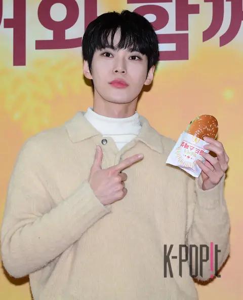 Doyoung (NCT) — Launch