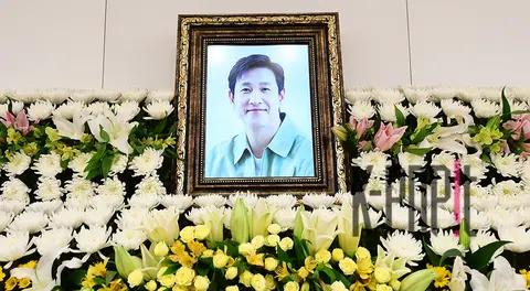Lee Sun-kyun Funeral — Funeral Photography