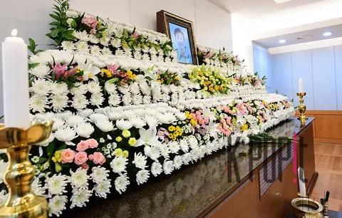 Lee Sun-kyun Funeral — Funeral Photography