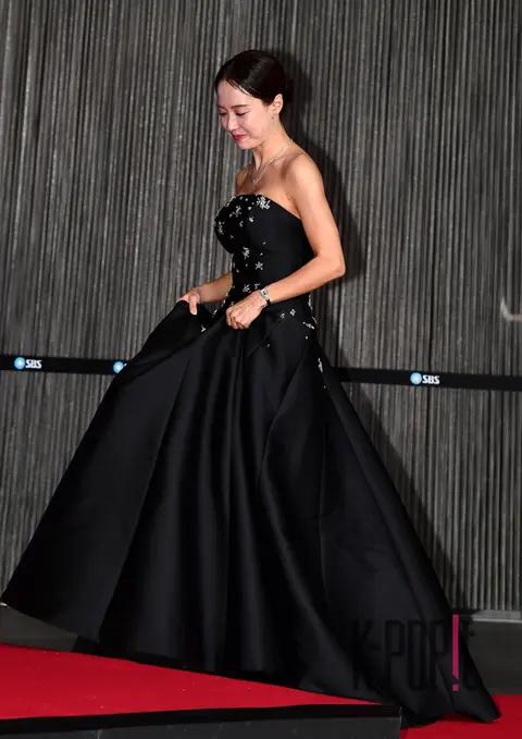 Song Ji-hyo — SBS Entertainment Awards