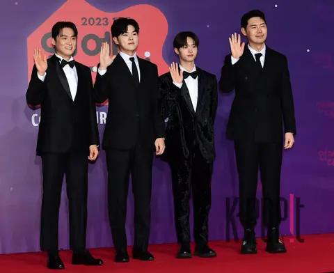 Oh Sang-jin, Yu Jeong-su, Lee In-kwon, Son Dong-pyo — SBS Entertainment Awards