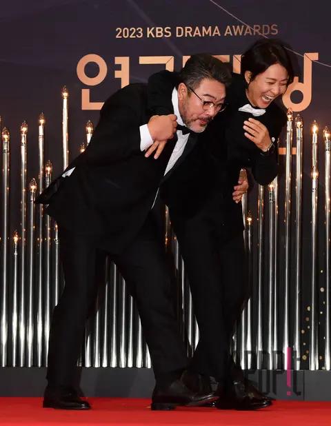 Lee Won-jong, Choi Soo-jong — KBS Drama Awards