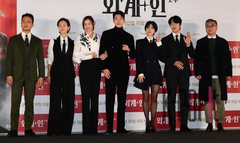 Ryu Jun-yeol, Kim Tae-ri, Kim Woo-bin, Lee Ha-nui, Yeom Jung-ah, Kim Ui-sung, Cho Woo-jin — Alienoid 2 Press Screening