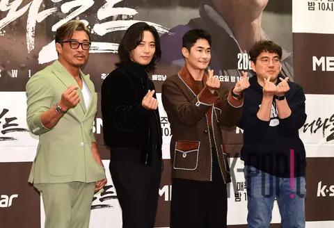 Choo Sung-hoon, Jin-gu, Bae Jung-nam, Kim Young-do (Director) — The Wild Production Briefing