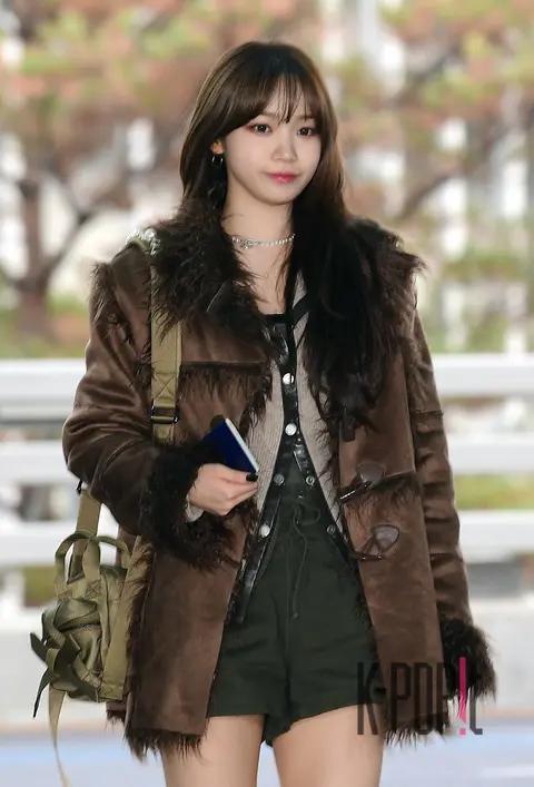 Chaewon (LE SSERAFIM) — Airport