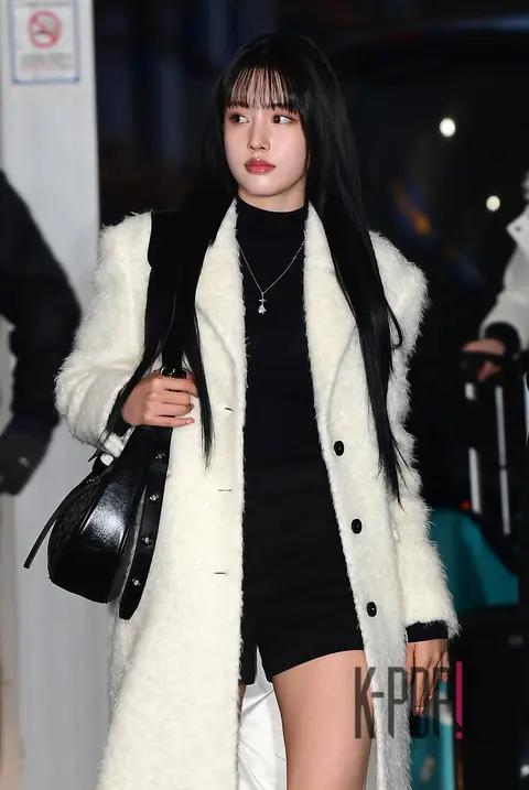 Yoon (STAYC) — Airport