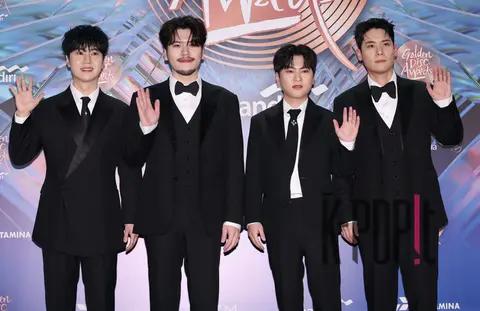Rapoem — Golden Disc Awards Red Carpet