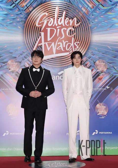 Sung Si-kyung & Cha Eun-woo — Golden Disc Awards Red Carpet — 2024-01-06