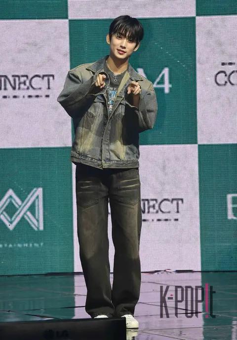 Gongchan (B1A4) — Showcase