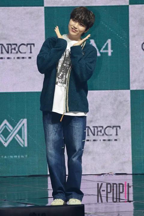 Sandeul (B1A4) — Showcase