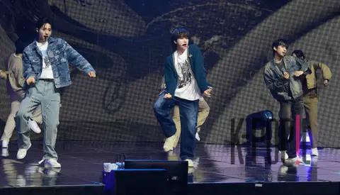 B1A4 — Showcase