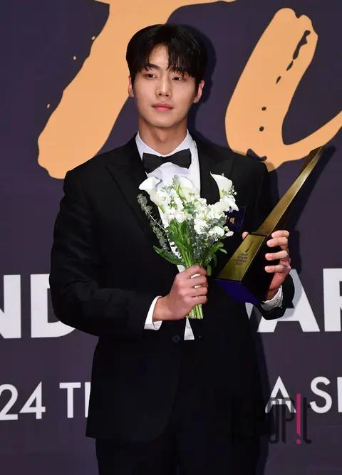 Kim Taek — First Brand Awards