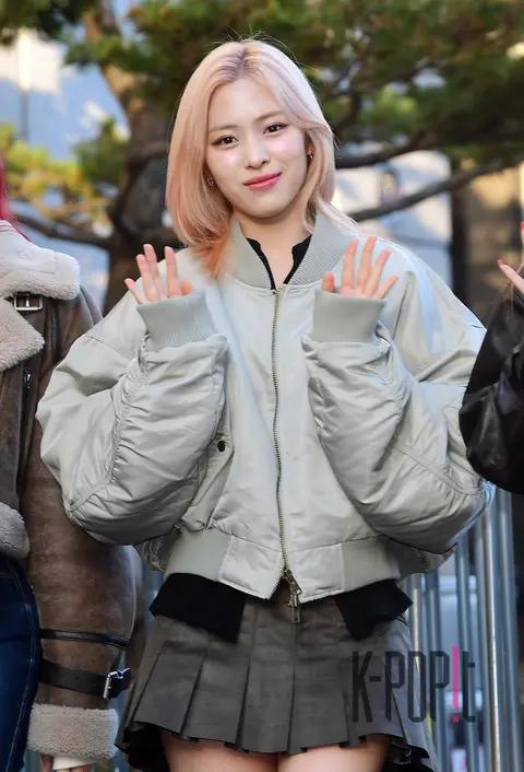 Ryujin (ITZY) — Music Bank Arrival