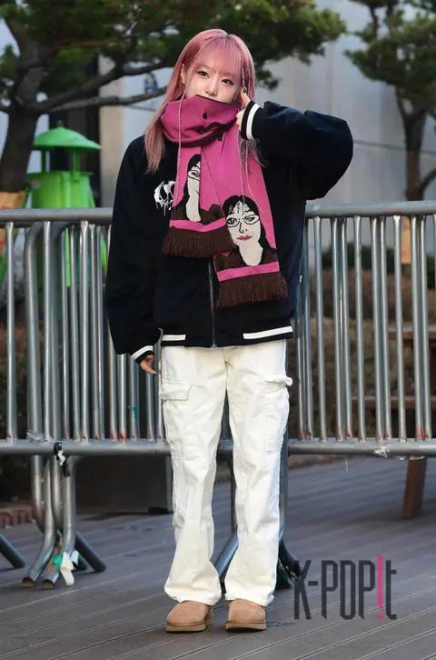 Choi Ye-na — Music Bank Arrival
