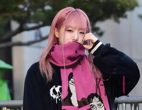 Choi Ye-na — Music Bank Arrival