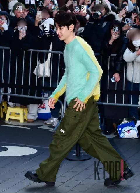 Lee Je-hoon — Launch