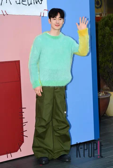 Lee Je-hoon — Launch