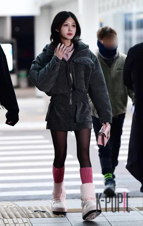 Gaeul (IVE) — Airport