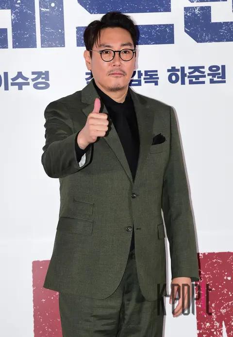 Cho Jin-woong — Dead Man Press Screening