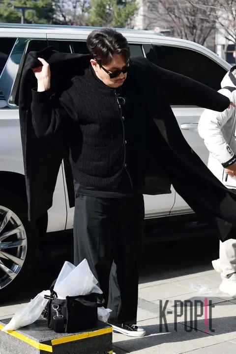 Cho Jin-woong — Arrival
