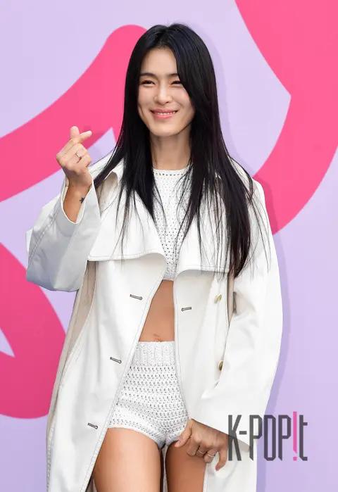 Gahee — Seoul Fashion Week